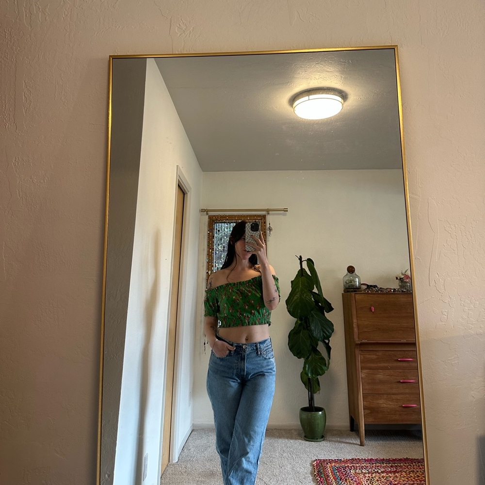 Off-Shoulder Top - Picture 4 of 4